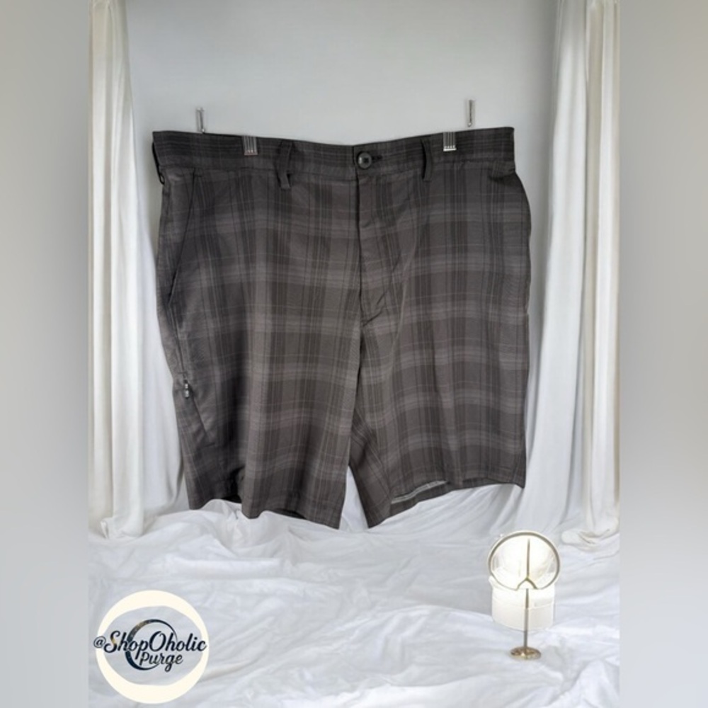 Haggar gray plaid flat front Mens Shorts size 36
